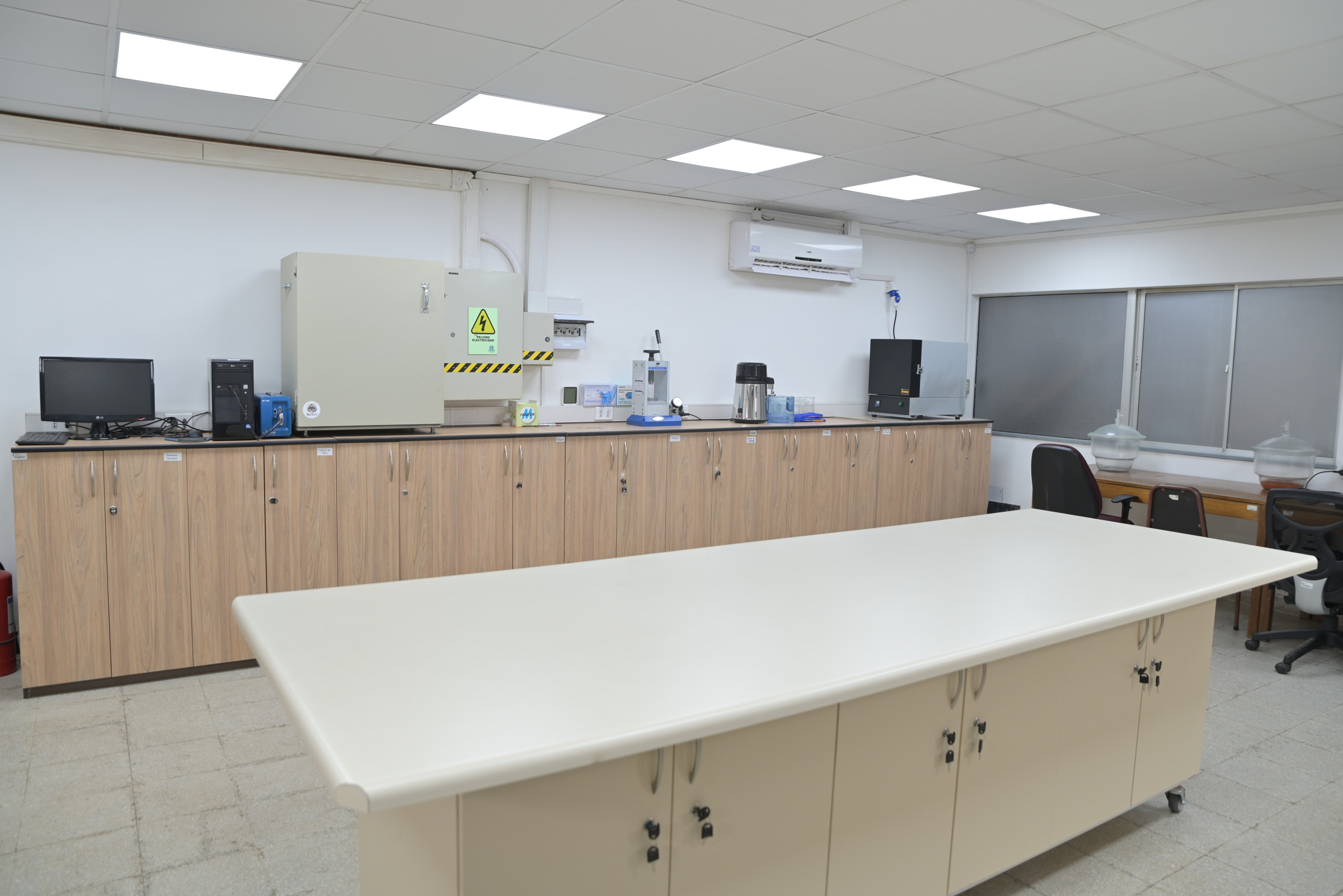 Foto de portada de MMC-Lab, Laboratorio de Materiales Metálicos y Corrosión